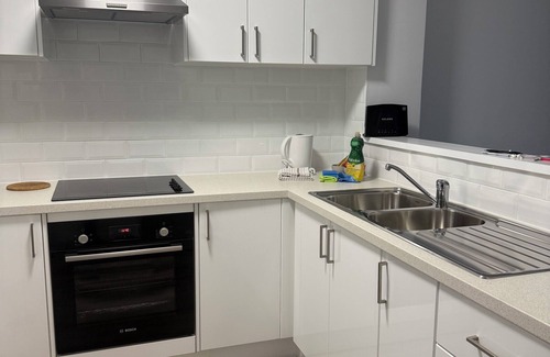 Scarborough Apartment | Scarborough & Absolutely Beachfront