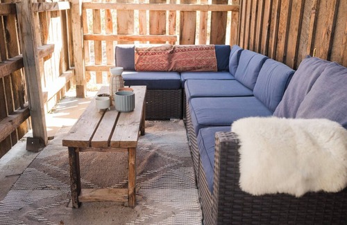Eden Cabin | Scenic 2-bedroom cabin w/mountain views, WiFi, 3 ski areas nearby