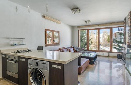 Kfardebian Apartment | Scenic 2-BR Tilal Assal