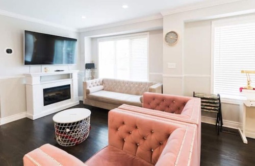 Steeles Industrial Apartment | Scenic 4-Bedroom Markdale Retreat for Families - Modern & Kid-Friendly
