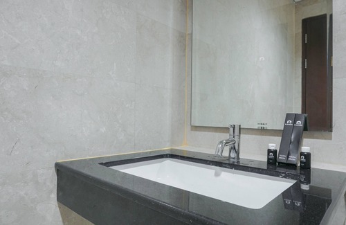 Pancoran Apartment | Scenic and Spacious 1BR Apartment L'Avenue Pancoran