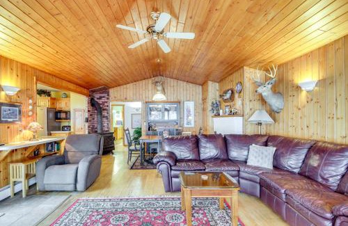 Crosslake House | Scenic Cabin with Private Beach in Crosslake!