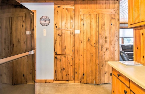 Walker Cottage | Scenic Cottage in the Woods - Near Leech Lake