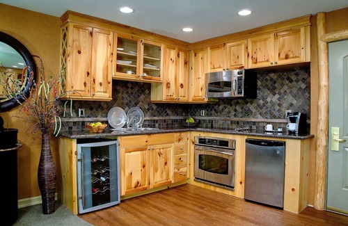 Mount Charleston Hotel | Scenic Getaway: Pets Welcome, Game Lounge, Free Parking & Outdoor Adventure