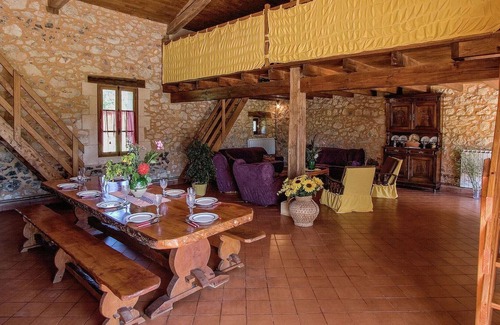 Biron House | Scenic Holiday Home in Biron with Private Swimming Pool