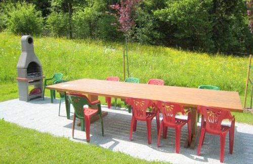 Molina di Ledro House | Scenic Holiday Home in Ledro near Spiggia Besta Lido