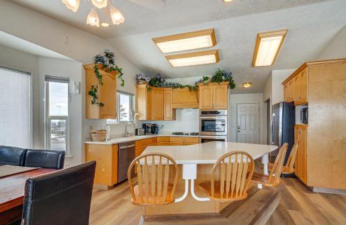 Bryce Canyon House | Scenic Large-Group Retreat, 1 Mi to Bryce Canyon!