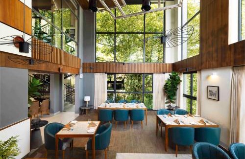 Anachal Hotel | Scenic, Munnar - IHCL SeleQtions