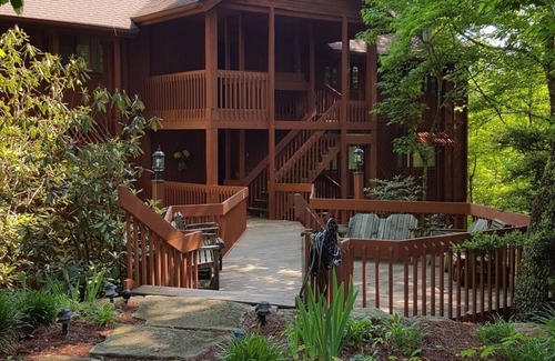 Lake Toxaway Condo | SCENIC OVERLOOK- Toxaway Falls