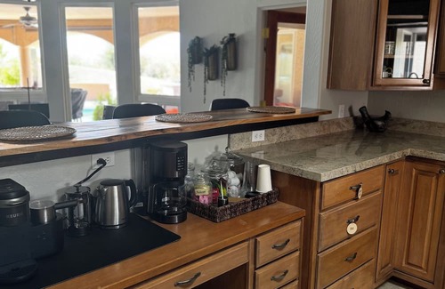 Carefree House | Scenic & Peaceful Backyard Retreat, Heated Pool & Mountain View’s, Close to town