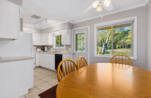 Park Rapids Condo | Scenic Retreat with Beach Access in Park Rapids