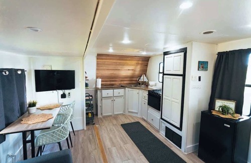 Culebra Pueblo House | Scenic Serene RV - Panoramic Views