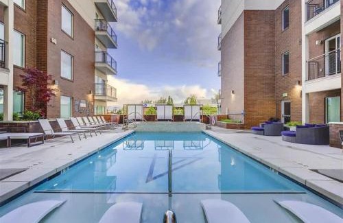 Downtown Salt Lake City Apartment | Scenic SLC Apartment w Pool & Gym