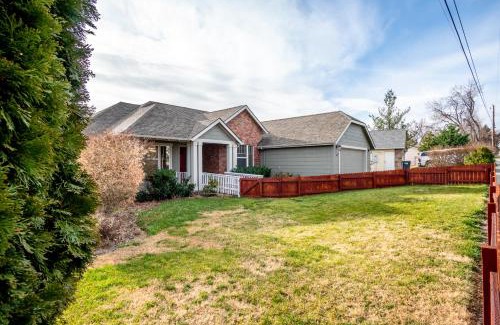 College Place House | Scenic View Landing