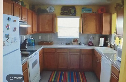 Port Alto House | Scenic views and lots of room for big families!