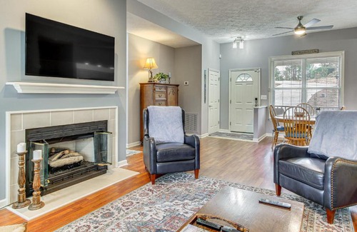 McCormick House | Scenic Water Views Lakefront Home in McCormick!