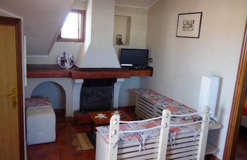 Pineto Apartment | Scerne Holiday Service Attic