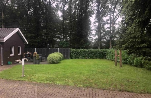 Bippen Apartment | Schöne Eigentumswohnung mit Terrasse für 2 Pers