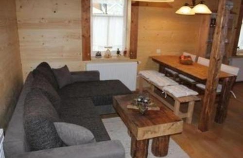 Klingenthal Apartment | Schöne Wohnung in Klingenthal mit Garten, Grill und Terrasse