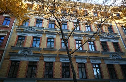 Volkmarsdorf Apartment | SCHÖNER WOHNEN IM DENKMAL - großzügig geschnitten, kostenfreies WLAN
