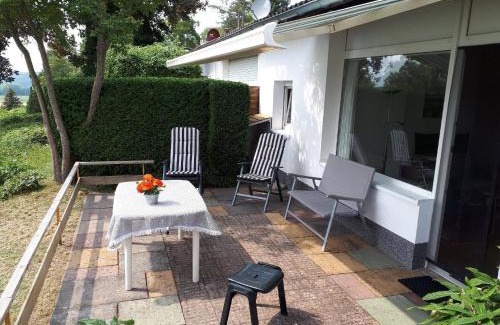 Husen House | Schönes Ferienhaus mit Terrasse und Garten