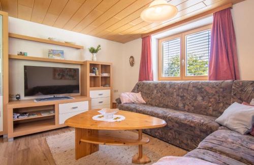 Buerserberg Apartment | Schallert