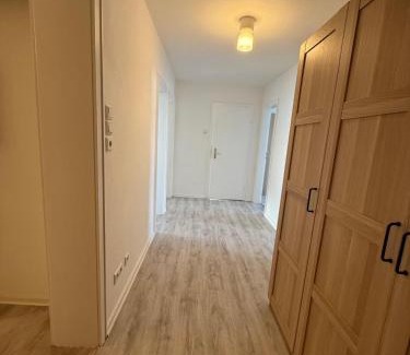 Bad Wilhelmshoehe Apartment | Schicke Wohnung gegenüber Bahnhof