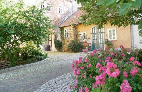 Weberstedt House | Schloss Goldacker - das Schloss der Gesundheit