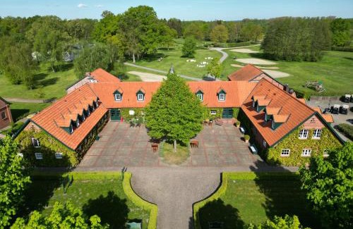 Luedersburg Hotel | Schloss Lüdersburg Golf & Spa