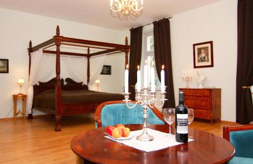Bobitz House | Schlossurlaub nahe Ostsee und Tressower See, cleaning included