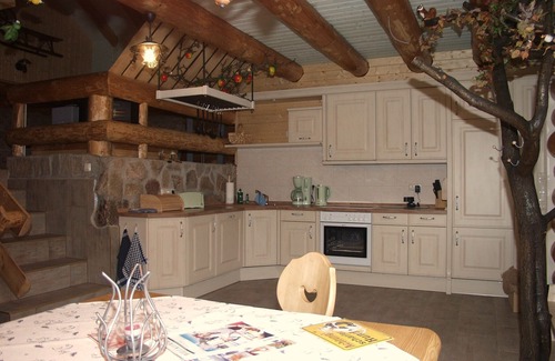 Zaulsdorf House | Schneewittchenhütte- Holzblockbohlen Holiday house with fireplace and sauna in the Vogtland