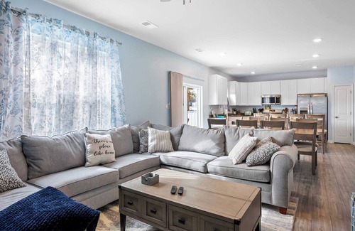 Selbyville House | Schooner Landing 2 – Sleeps 12