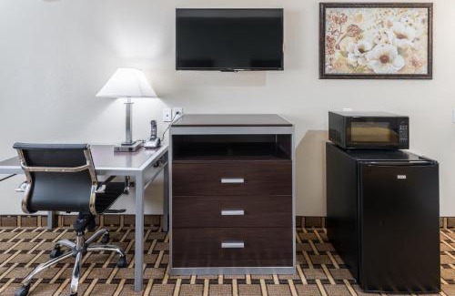 Balch Springs Hotel | Scottish Inns & Suites