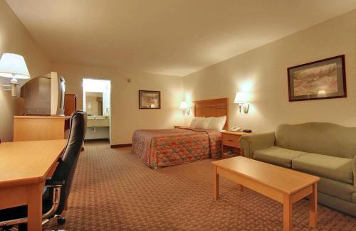DeSoto Hotel | Scottish Inns