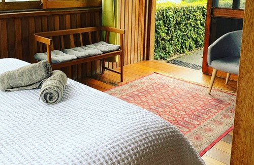Scotts Head Cabin | Scotts Head Guesthouse
