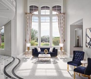 Pinnacle Peak House | Scottsdale 9BR HoZho Haven