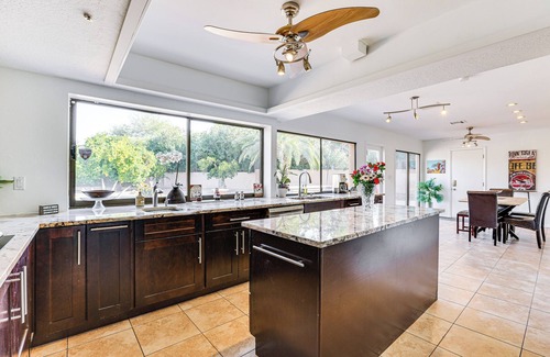 Avant House | Scottsdale Biohack Healthy Dream Retreat!