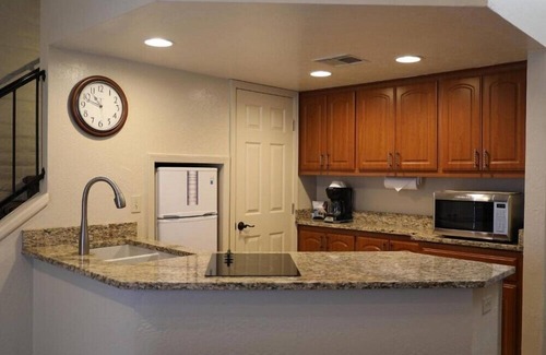 Arcadia Apartment | Scottsdale Camelback Resort Classic Studio with Fitness Center