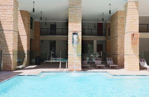 North Scottsdale Apartment | Scottsdale Gem- Rooftop Views- Instant Booking 4014