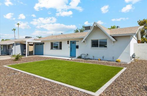 Parkcrest House | Scottsdale Oasis with heated pool