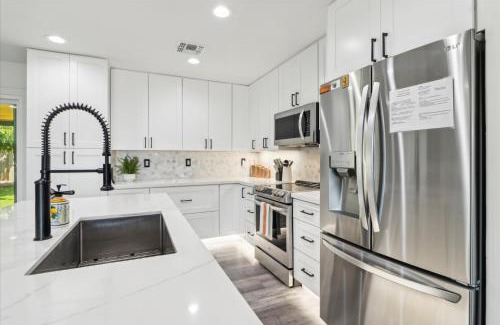 Parkcrest House | Scottsdale Oasis with heated pool
