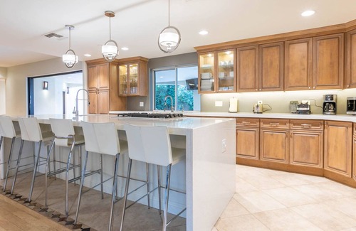 Central Scottsdale House | Scottsdale Ranch: Spacious Family Oasis with Guest House, Pool & Citrus Grove