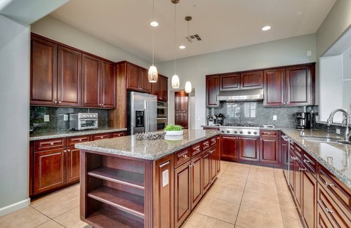 Carefree Rolling Hills House | Scottsdale Splendor: 4 BR w/Pool & Gym!nn