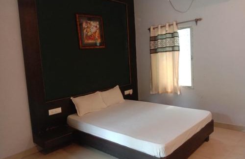 Barasat House | Scout Garden