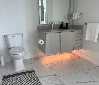 Pacific Terrace Apartment | SD Sanctuary 360 Skyline Jewel