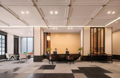 Cuiping District Hotel | SDADSBESÖK Dragon Pearl Hotel (Yibin Guanying Ancient Street Hejiangmen Plaza Branch)