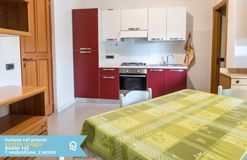 Senigallia Apartment | SE010 - Senigallia, one bedroom apartment on the sea with beach
