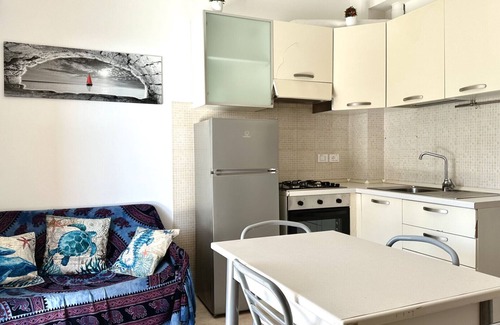 Montemarciano Apartment | SE103 - Senigallia, sea front three-room apartment with air conditioning
