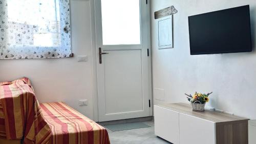 Roncitelli Apartment | SE119 - Senigallia, nuovo bilocale con corte