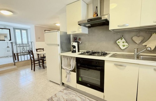 Senigallia Apartment | SE172 – Senigallia, apartment in the historic center